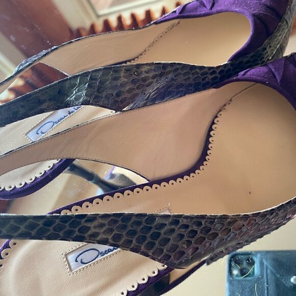 LIKE NEW Oscar de la Renta Deep Purple Suede Slingback Shoes - Picture 6 of 8